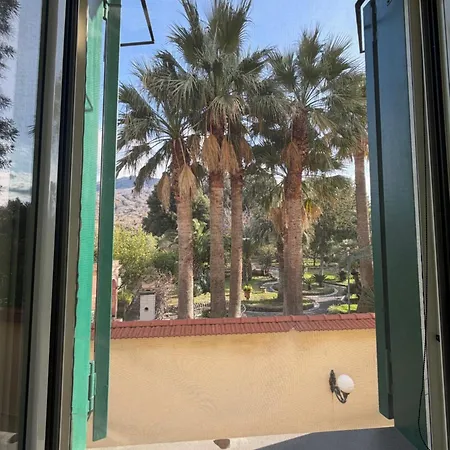 Casa Religiosa Di Ospitalita Pollena Trocchia